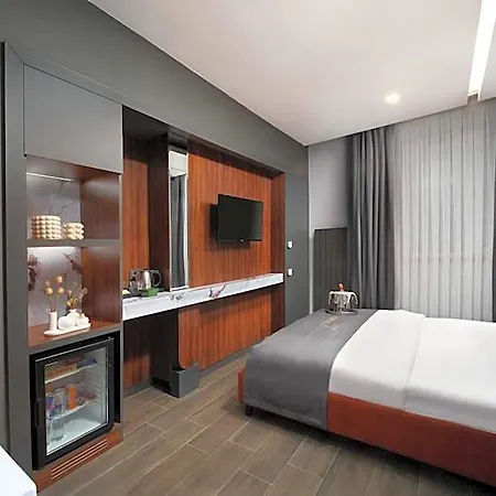 Hotel Second 3*