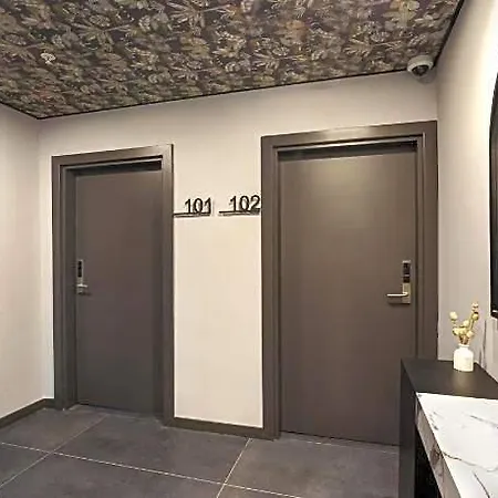 Second Hotel