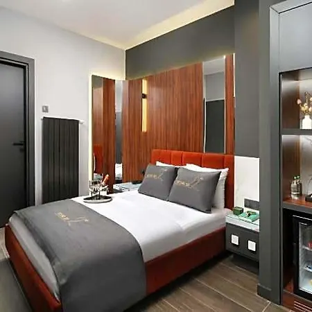 Second Hotel 3*